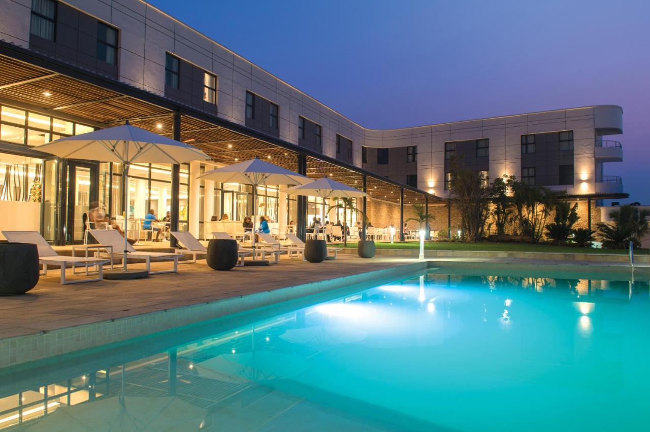 Garden Court Kitwe Hotell Exteriör bild