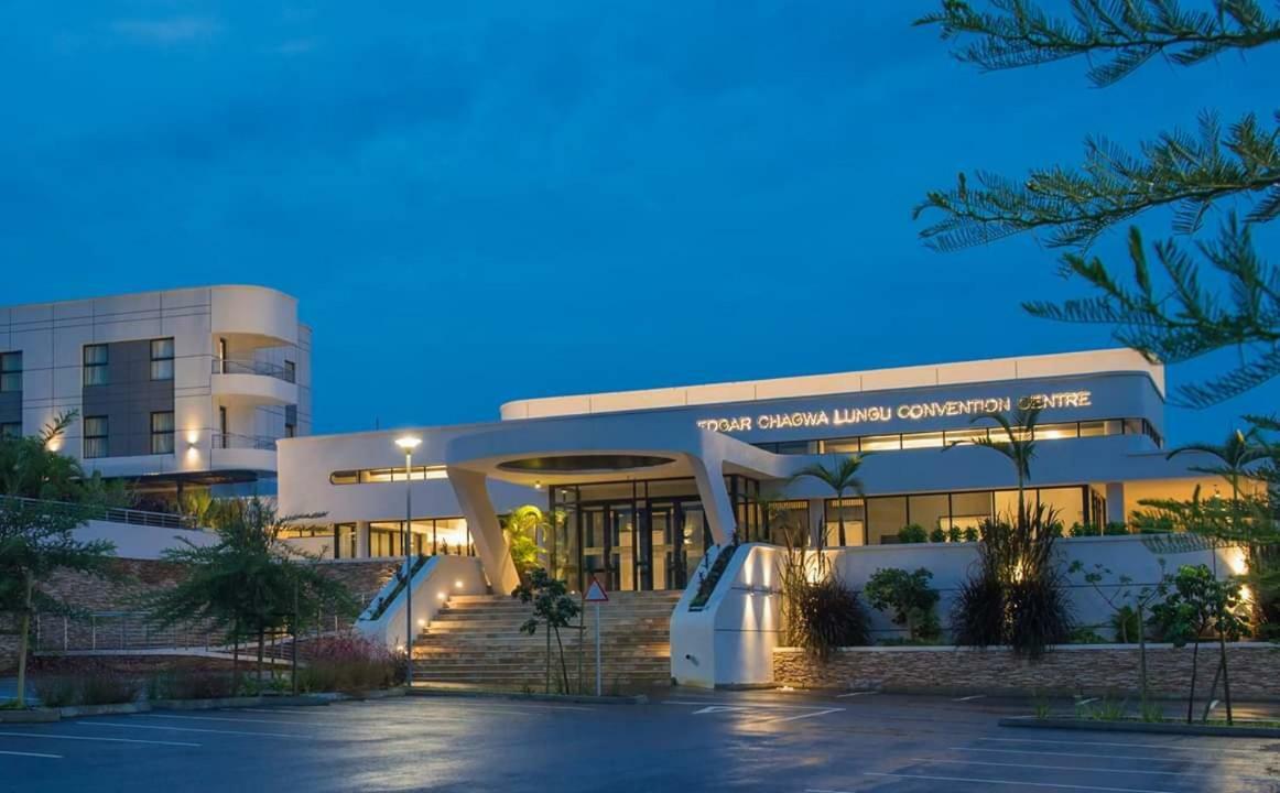 Garden Court Kitwe Hotell Exteriör bild