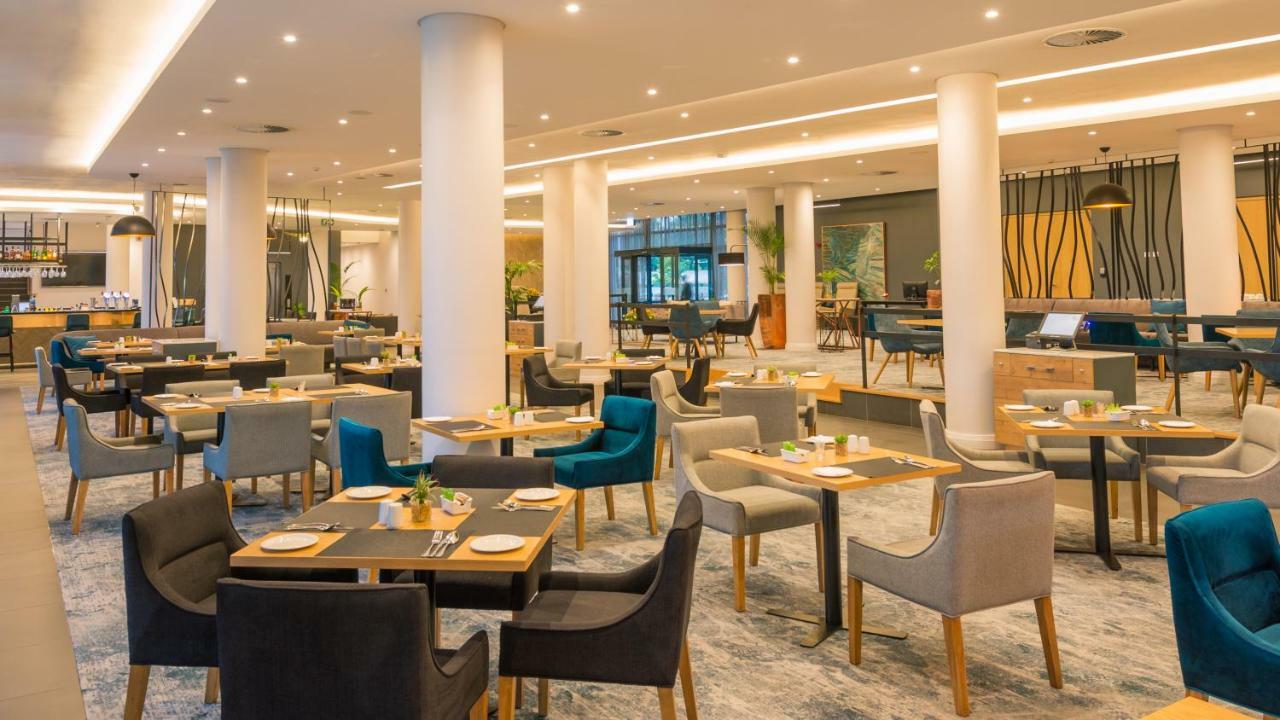 Garden Court Kitwe Hotell Exteriör bild